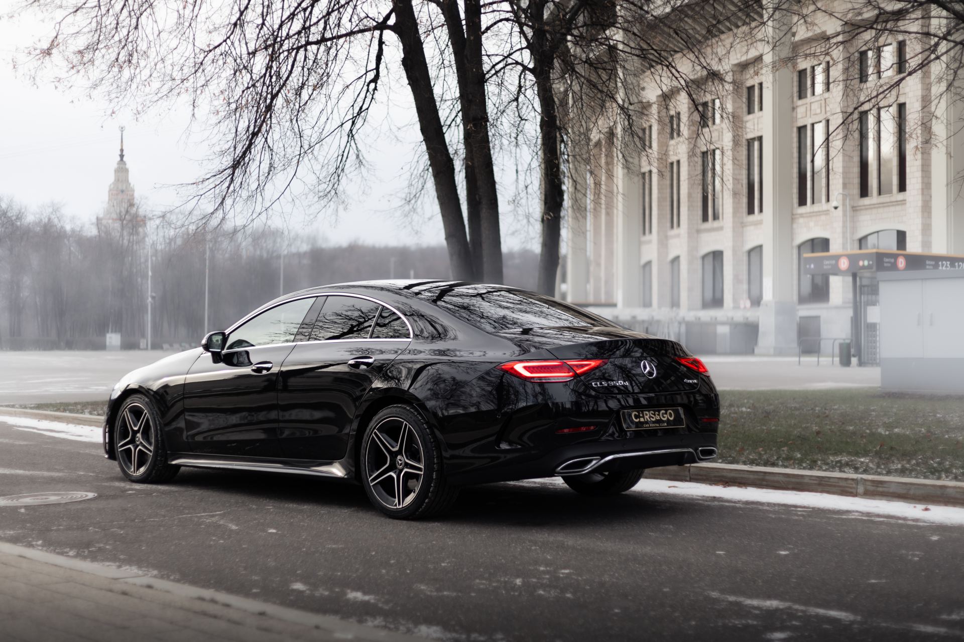 Аренда Mercedes-Benz CLS-350D 4MATIC Черный в Москве без водителя