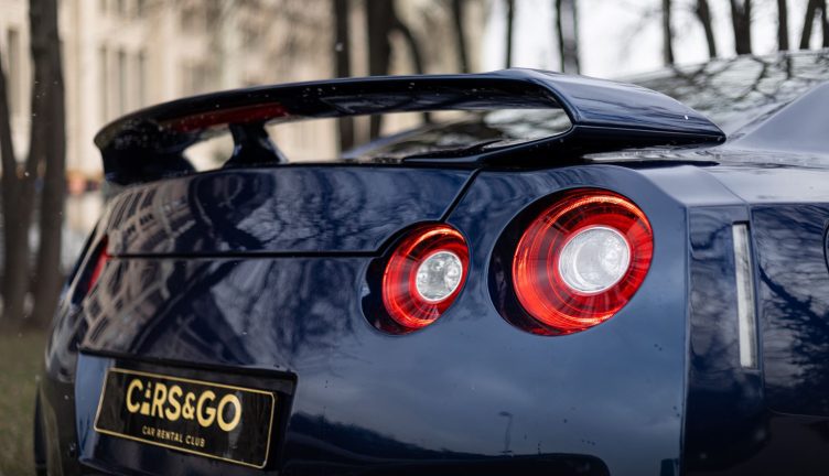 Nissan GTR