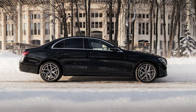 Mercedes-Benz E220d AMG