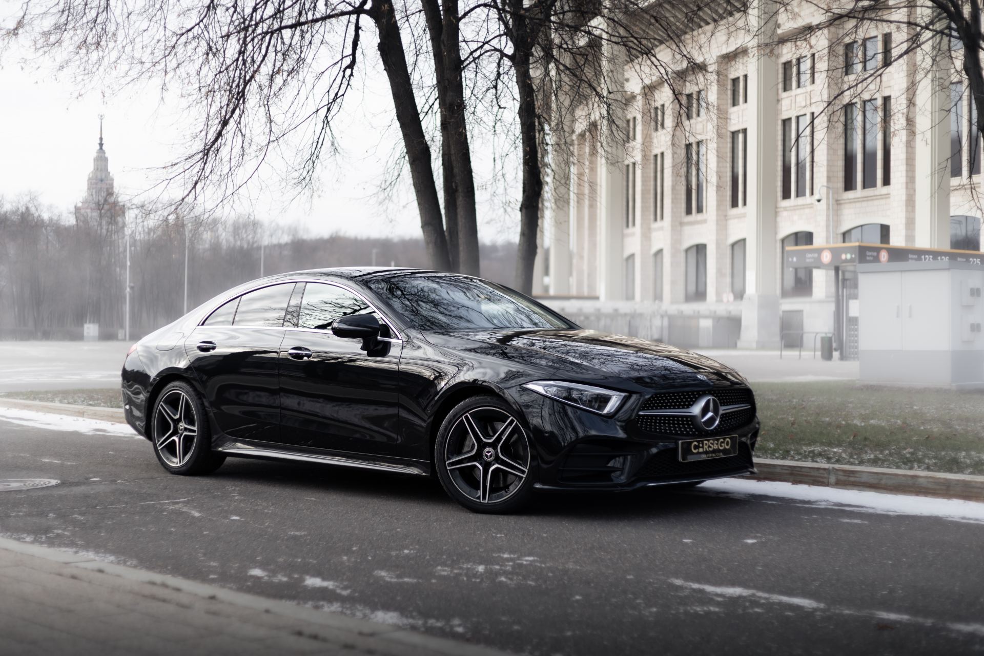 Аренда Mercedes-Benz CLS-350D 4MATIC Черный в Москве без водителя