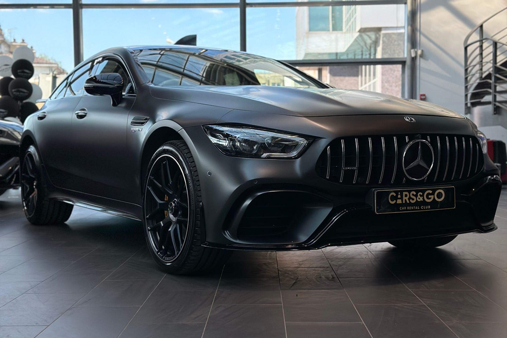 Аренда Mercedes-Benz AMG GT63S Серый в Москве без водителя