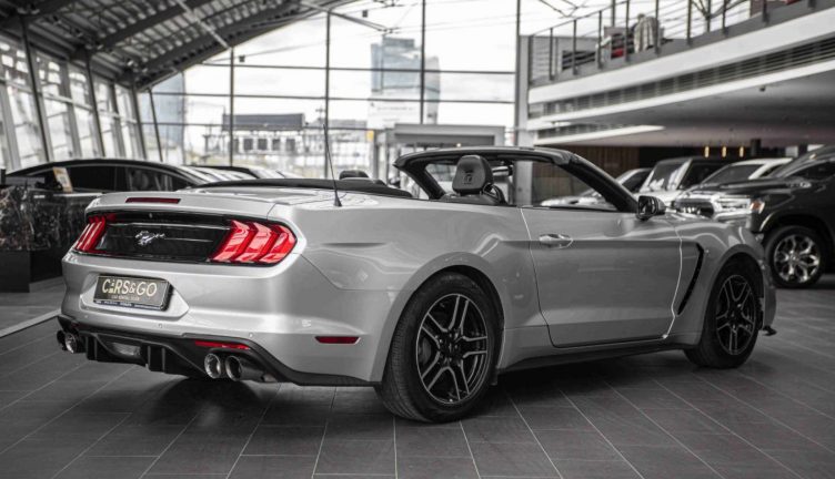 Ford Mustang Cabrio