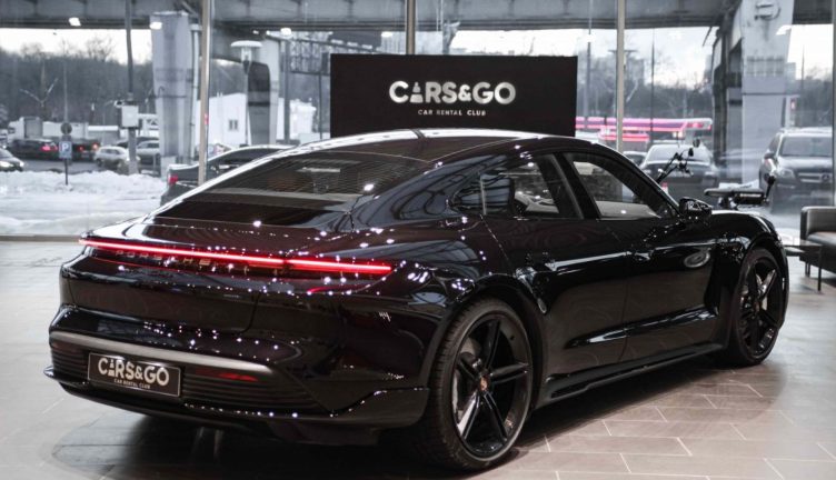 Porsche Taycan Turbo