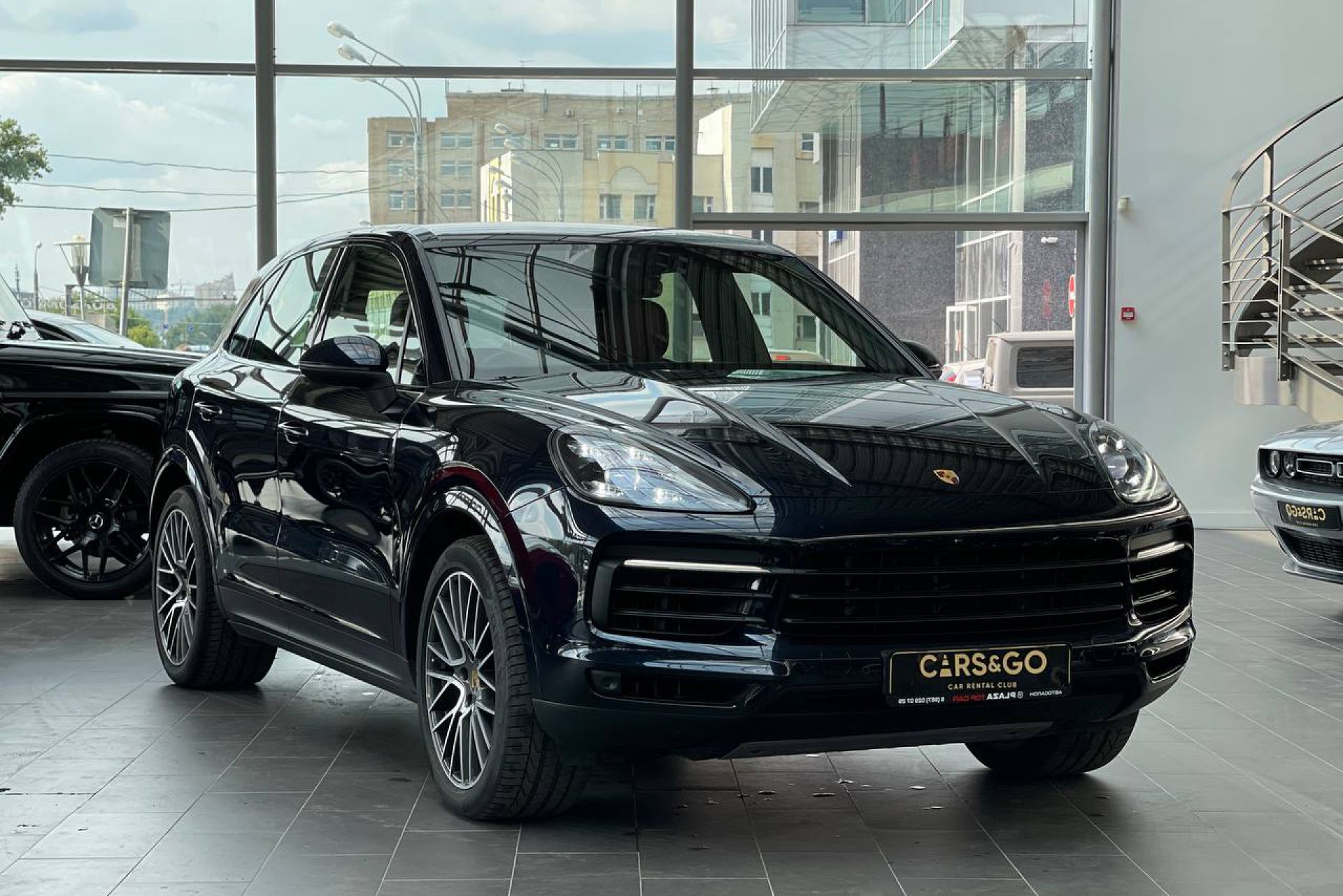 Аренда Porsche Cayenne Синий в Москве без водителя