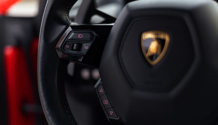 Lamborghini Huracan