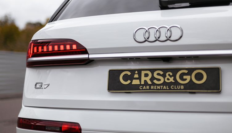 Audi Q7 4WD