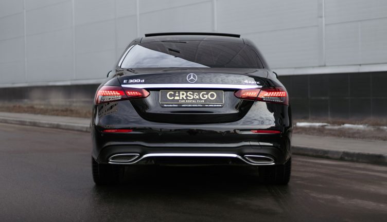 Mercedes-Benz E300d 4matic AMG