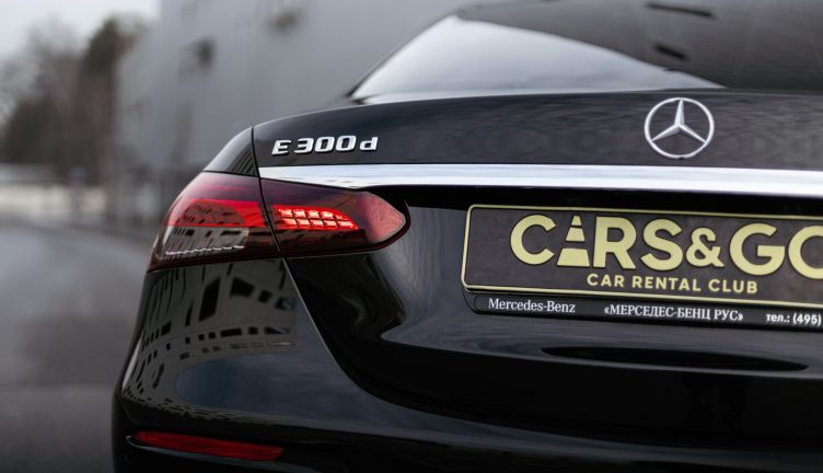 Mercedes-Benz E300d 4matic AMG