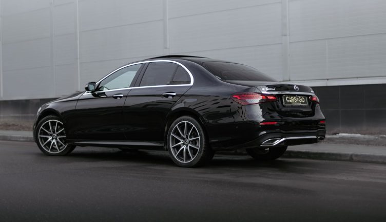 Mercedes-Benz E300d 4matic AMG